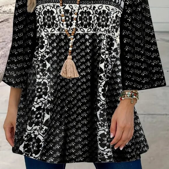 NEW Boho Black and White Blouse Sizes 3x, 4x, 5x, 6x, - Picture 2 of 5